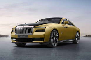 rolls royce spectre 2023 caratteristiche immagini