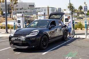 porsche accelera verso il traguardo emissioni zero