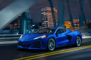 Chevrolet Corvette E-Ray AWD Hybrid - Vai al video
