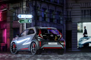 toyota aygo x undercover prezzo