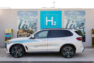 bmw ix5 hydrogen prime impressioni