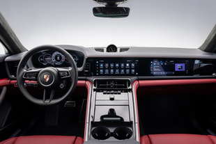 porsche panamera 2024 svelati gl interni
