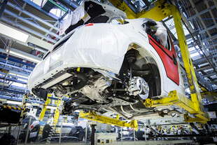 per il 2025 niente incentivi ma il fondo automotive verra aumentato