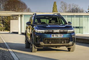 dacia ibride gpl saranno anche 4x4