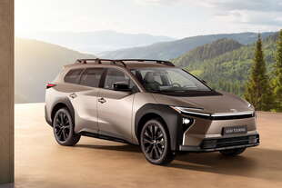 toyota bz4x touring 2026