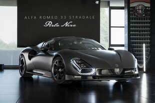 alfa romeo 33 stradale perla nera caratteristiche immagini