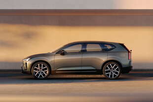 volvo lancera 13 nuove auto entro il 2030 nuovo ceo klaus zellmer