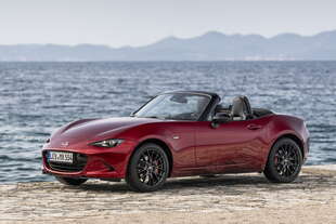 mazda mx 5 richiamo un tubo della benzina