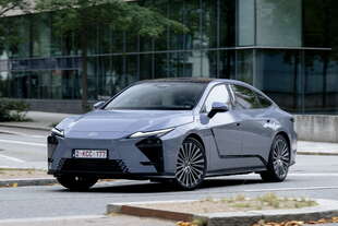 lexus es 300h luxury