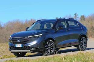 Prova Honda CR-V scheda tecnica opinioni e dimensioni 2.0 Hev Sport Line  Navi 