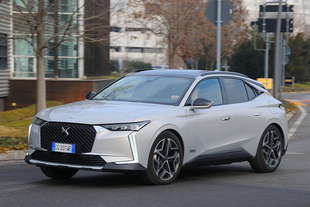 Vasca baule compatibile con DS 7 Crossback E-Tense Plug-in Hybrid SUV  (07.2019-.) - portabagagli superiore; piano di carico regolabile nella  posizione più alta - tappetino per bagagliaio - tappeto bagagliaio per auto