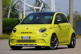 abarth torneranno ai motori termici