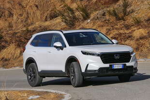 honda cr v nuova generazione 2027 e hr v 2028