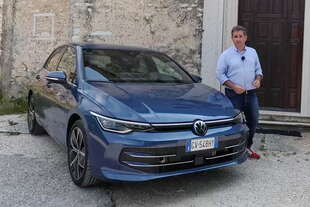 Volkswagen Golf 2024 - Vai al video