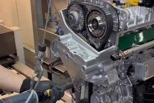 La costruzione di un motore - Vai al video