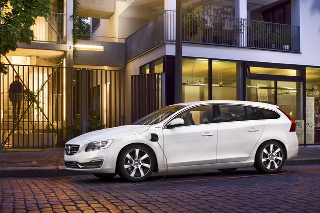 volvo v60 hybrid ibrida 7