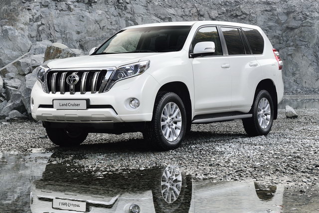 toyota land cruiser restyling 2013 05