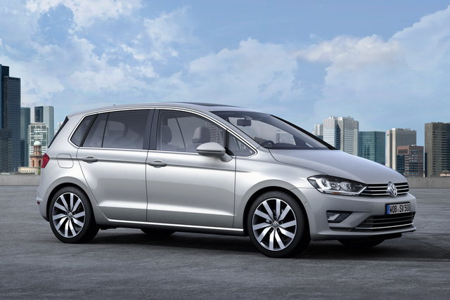 volkswagen golf sportsvan 06