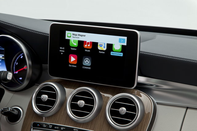 carplay apple mercedes
