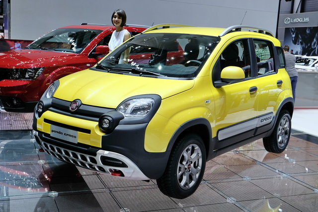 fiat panda cross ginevra 2