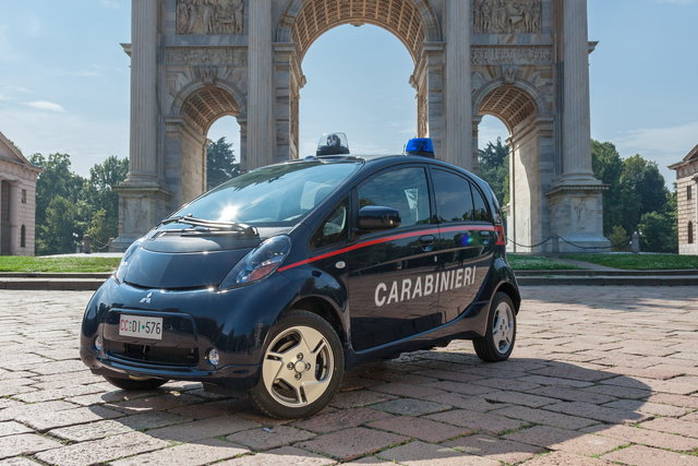mitsubishi i miev carabinieri 2