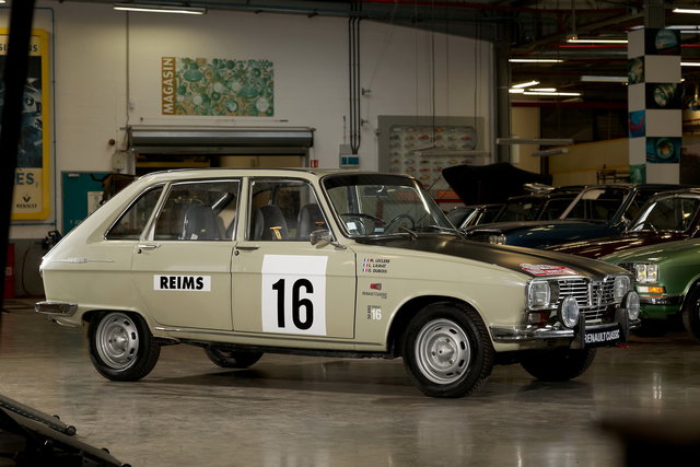 renault 16 01