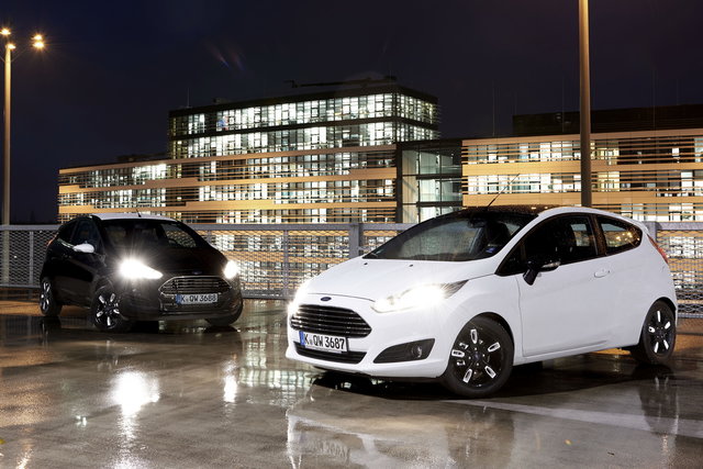 ford fiesta black white edition 7