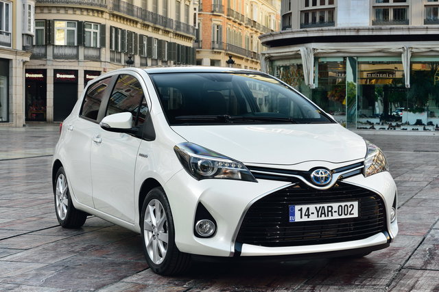 toyota yaris restyling 2014 12