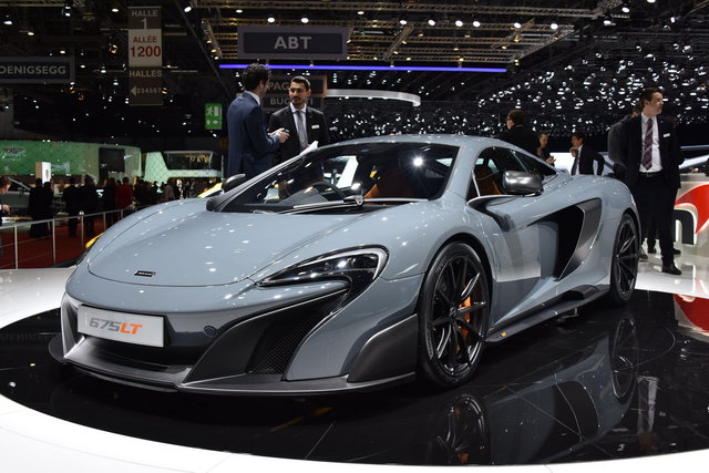 mclaren 675 lt 2