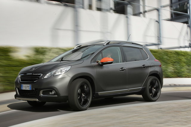 peugeot 2008 matt black 15