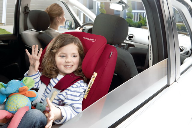 Seggiolini per bambini: in auto falli viaggiare sicuri 