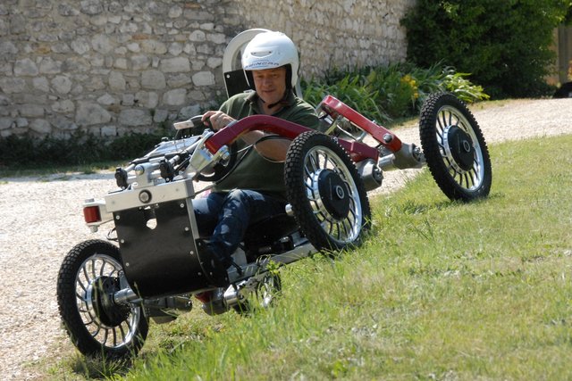 swincar elettrica 4
