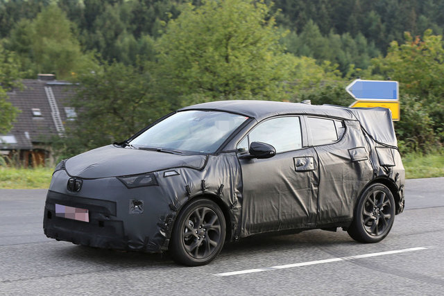 toyota c hr 2016 spy