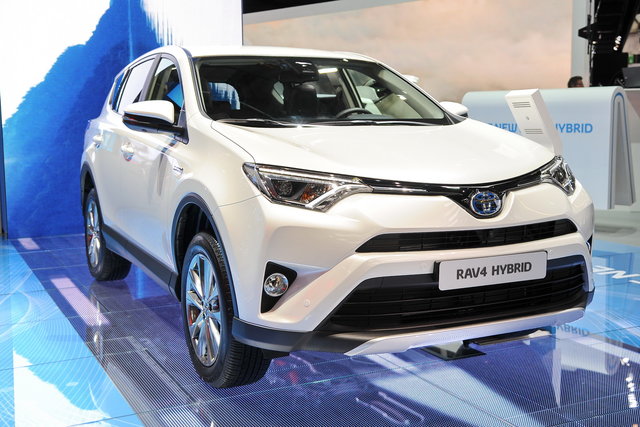 toyota rav4 hybrid 3