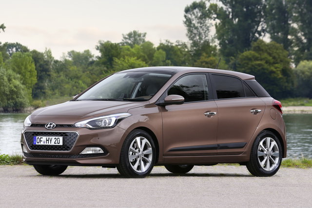 hyundai i20 2015 13