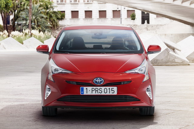 toyota prius 2015 07