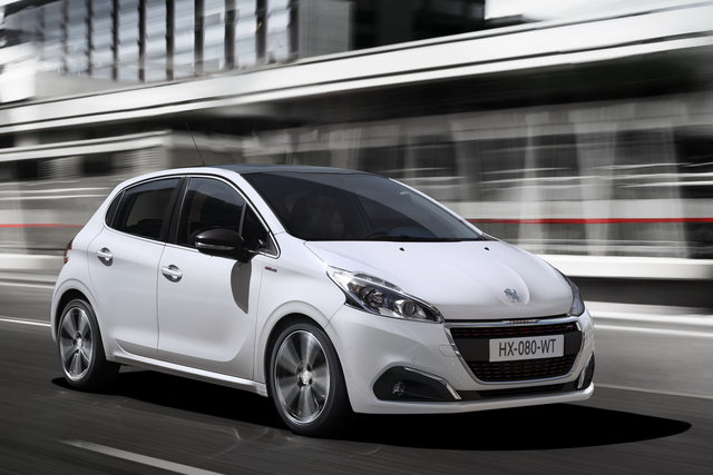 peugeot 208 gt 5