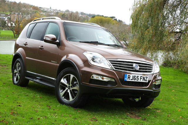 ssangyong rexton 2016 07
