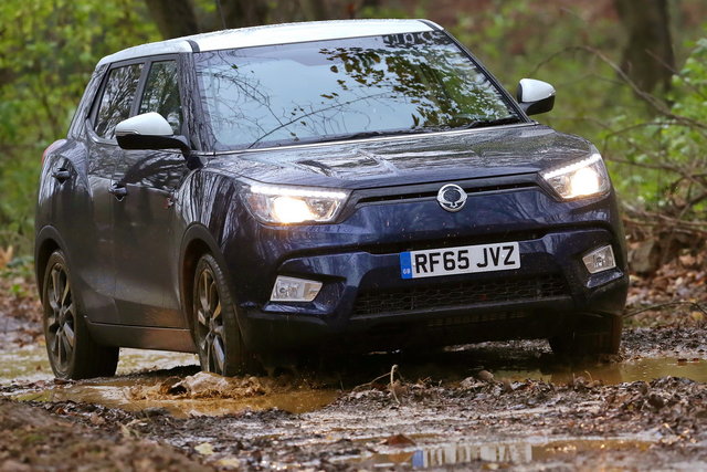 ssangyong tivoli 4x4 02