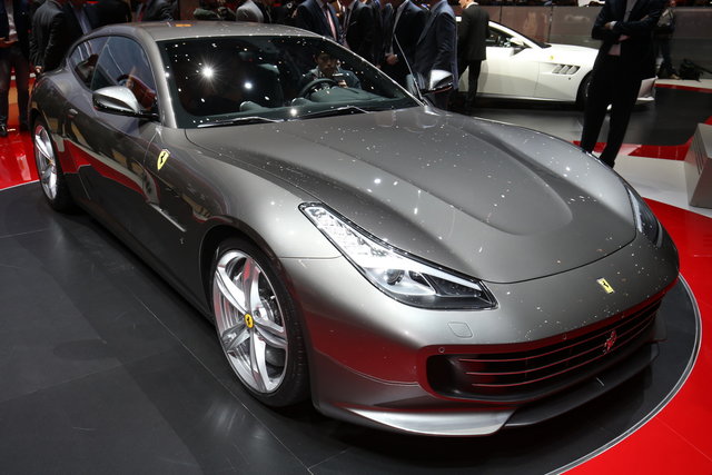 ferrari gt4 lusso 08