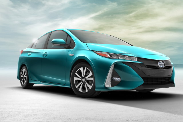 toyota prius prime 02