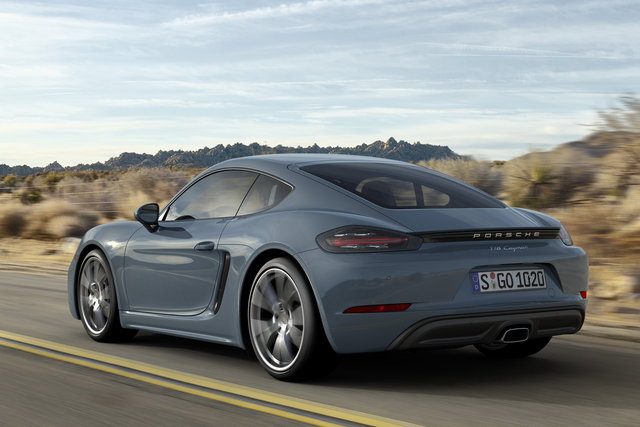 porsche 718 cayman 3