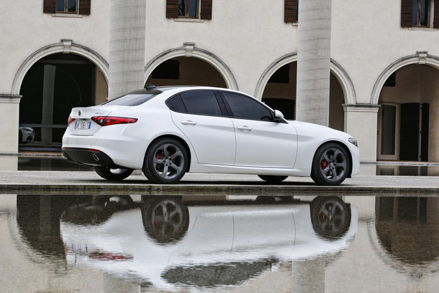 alfa romeo giulia prova 15