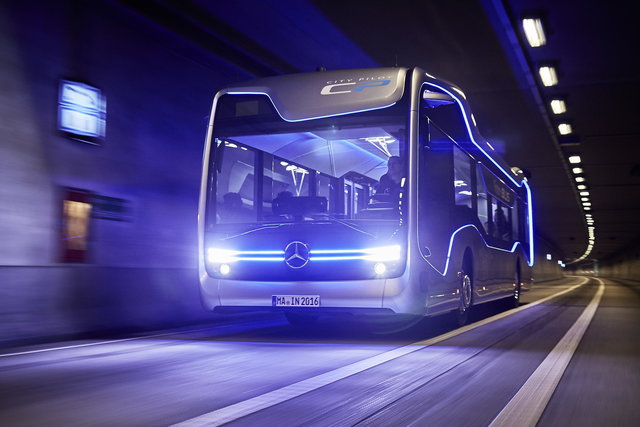 mercedes future bus 01