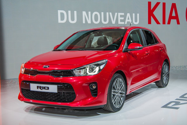 parigi 2016 kia rio 1
