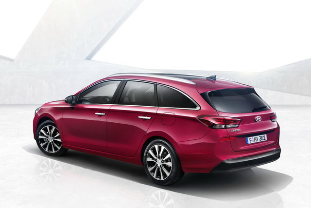 hyundai i30 wagon 2017 03