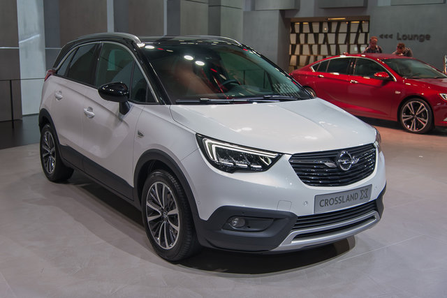 opel crossland x 3