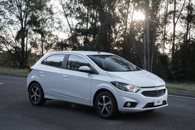 chevrolet onix brasile 1