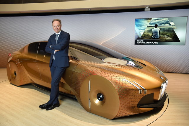 robertson bmw vision next 100 