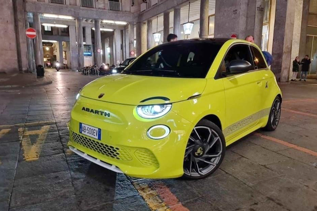 abarth 500 elettrica spy 123